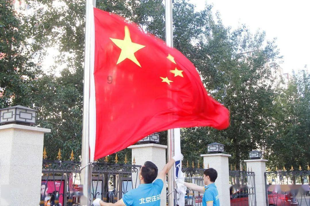 谈恋爱重要还是读书赚钱重要？游戏画面